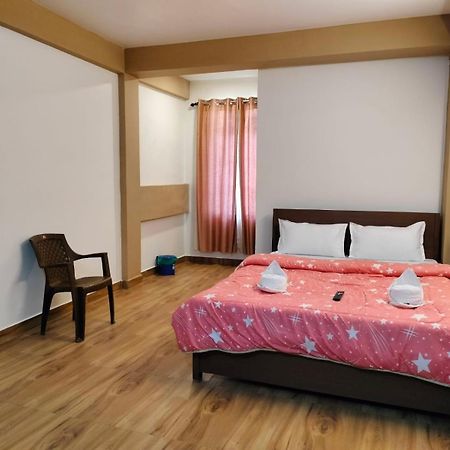 Aroma Inn Shillong Exteriör bild