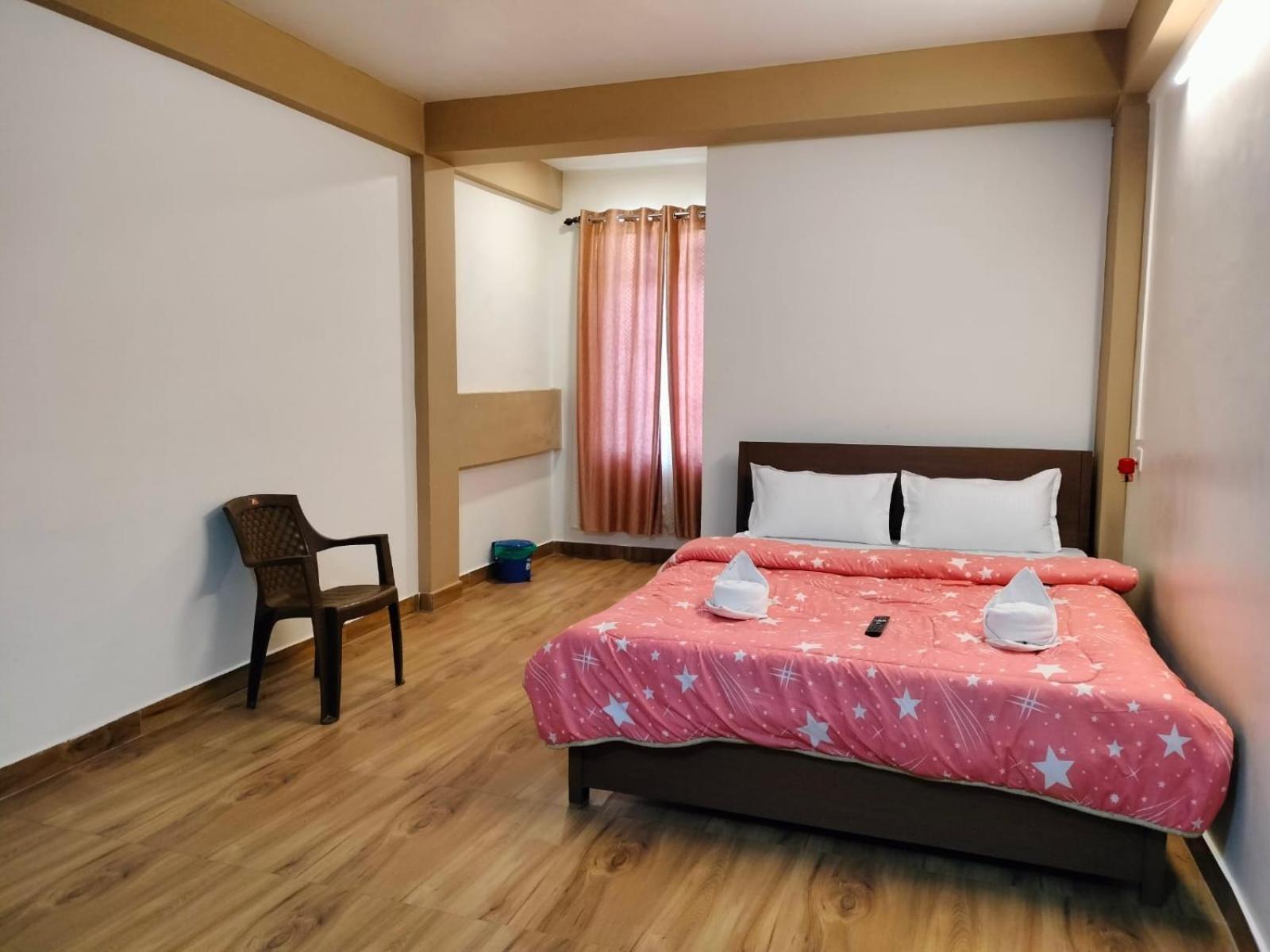 Aroma Inn Shillong Exteriör bild